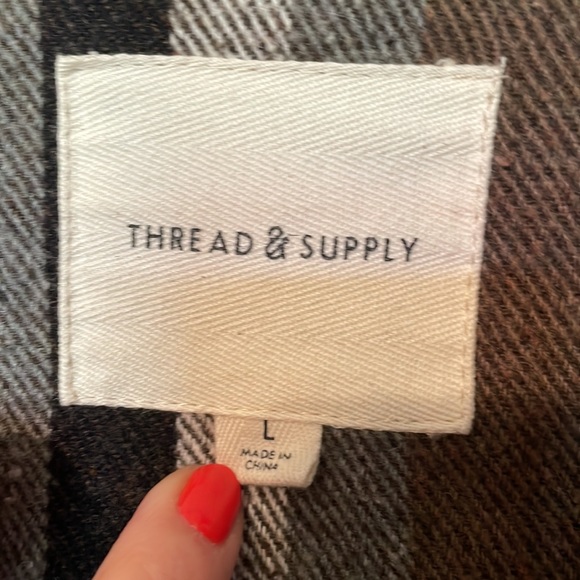 Shacket - Picture 2 of 7